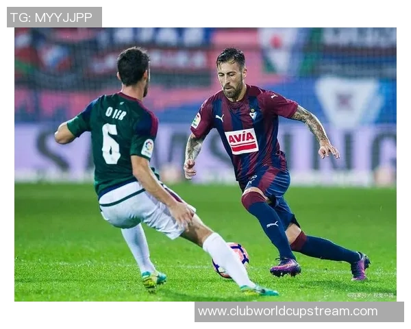 奥萨苏纳主场迎战巴塞罗那争夺西甲积分榜重要战役